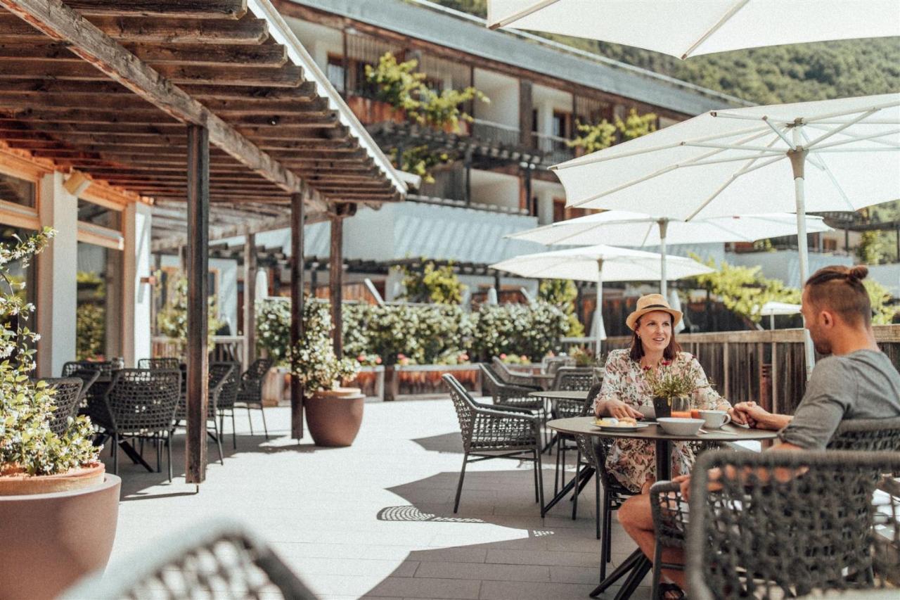 Biohotel Theiner'S Garten Lana Luaran gambar